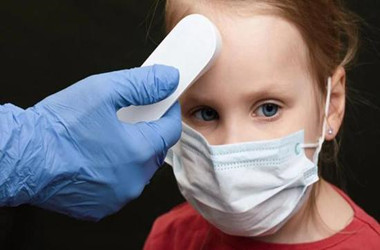 變異新冠病毒或推高兒童感染率，口罩行動刻不容緩